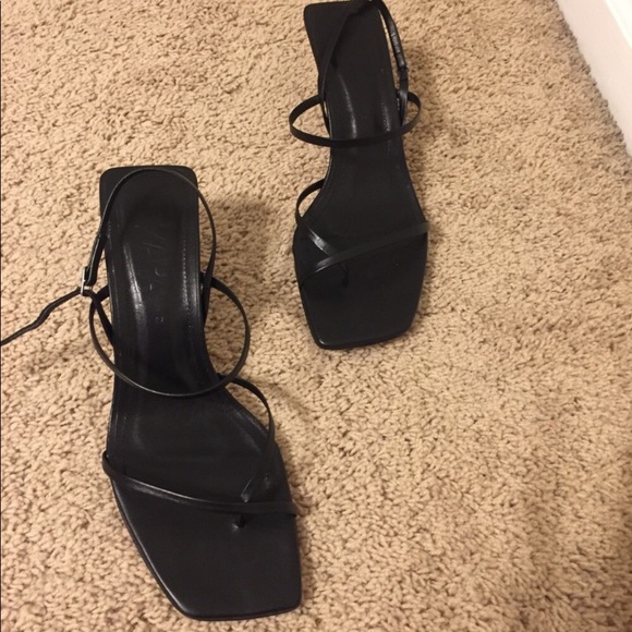 Zara NWOT strappy Square toe mid heel sandal - Picture 5 of 5